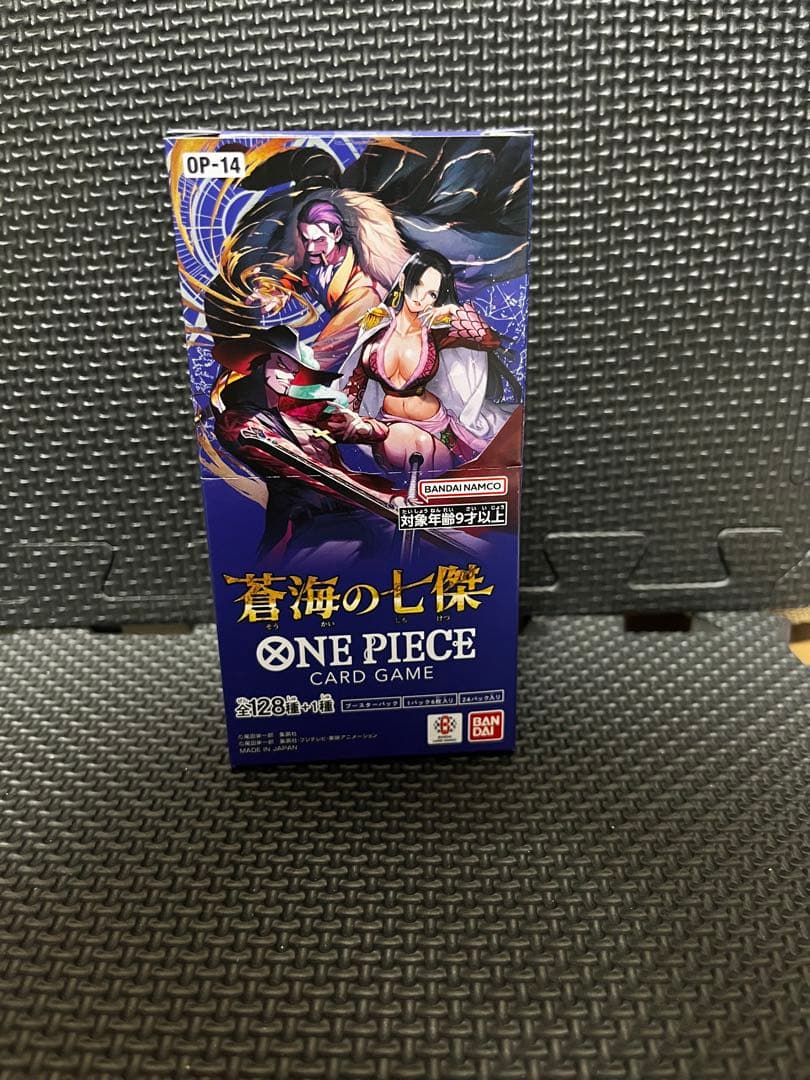 【新品未開封テープ付き】ONE PIECE カードゲーム box