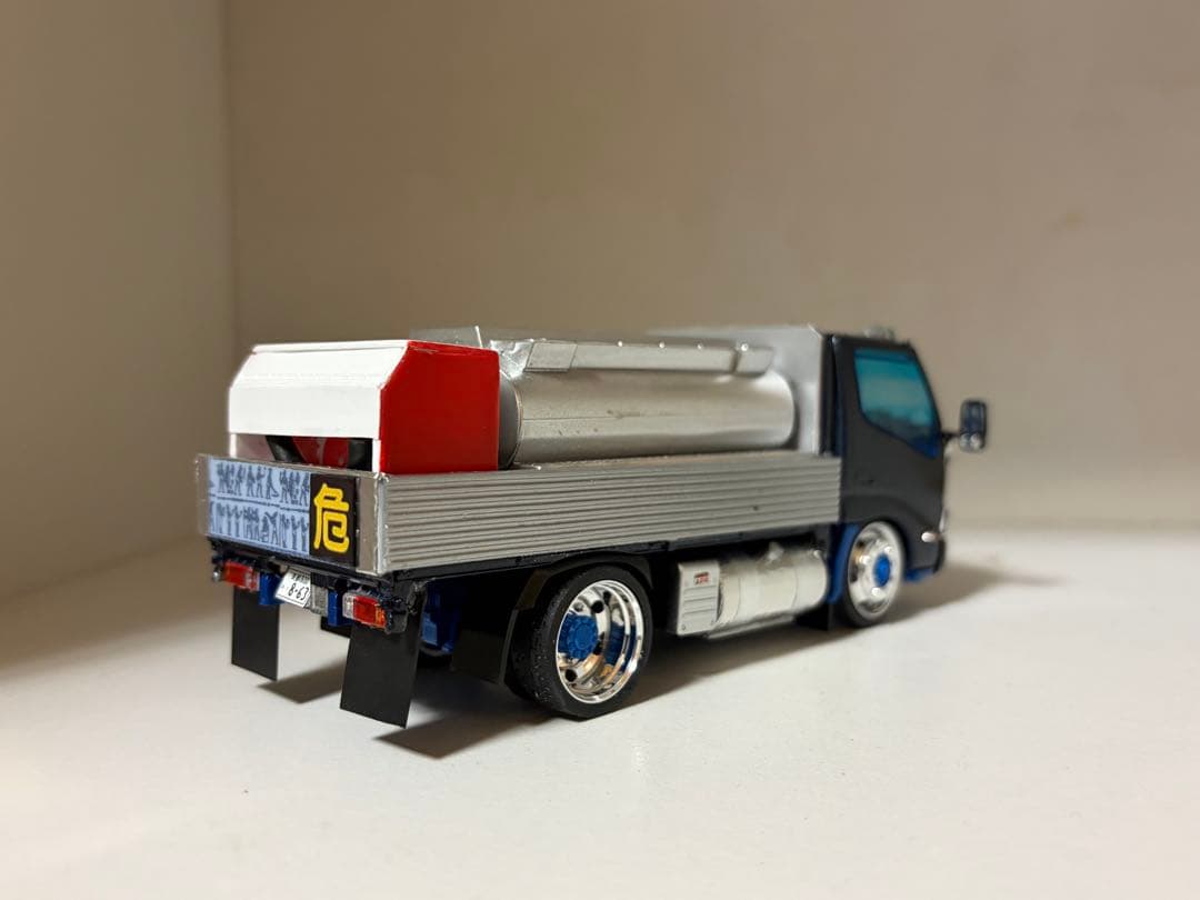 アオシマ 楽プラ デュトロ デコトラ - メルカリ