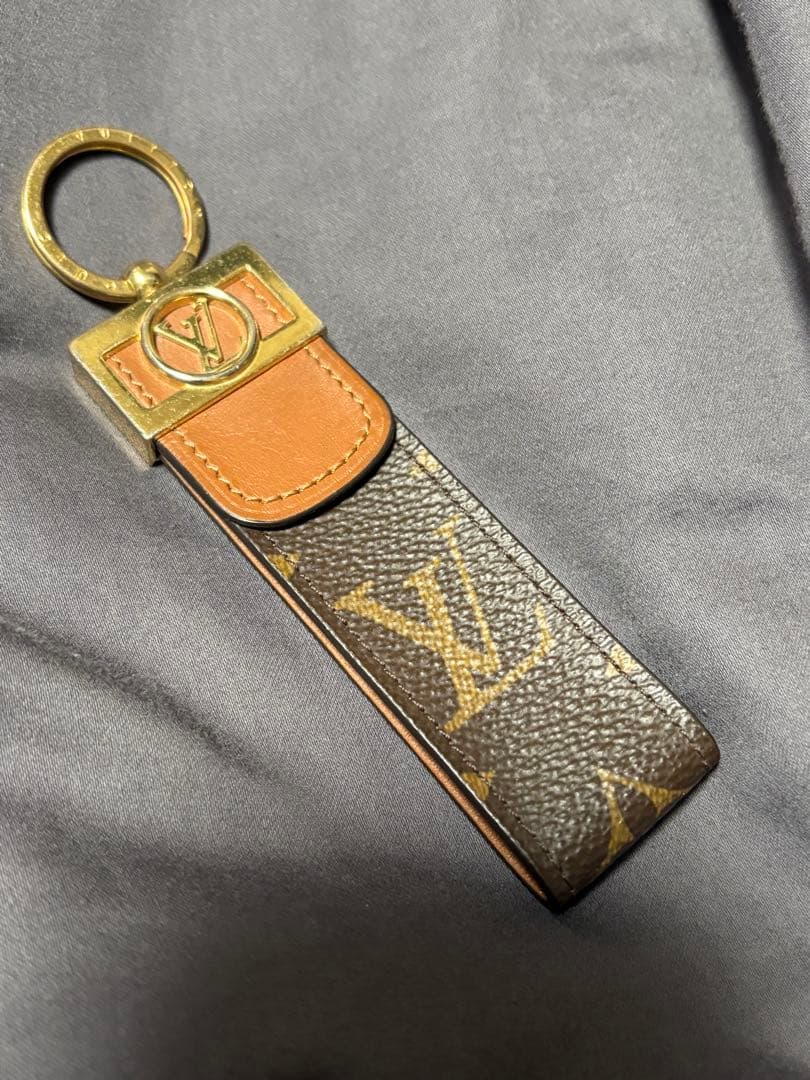 最終値下げルイヴィトン ポルトクレ・ドラゴンヌ ドフィーヌ キーホルダー
