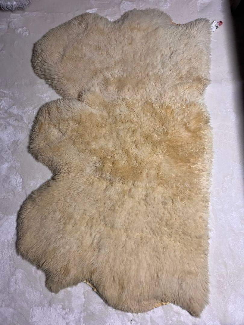 高級　ラムスキン　ムートン　ラグ　100%天然毛　大きいサイズ