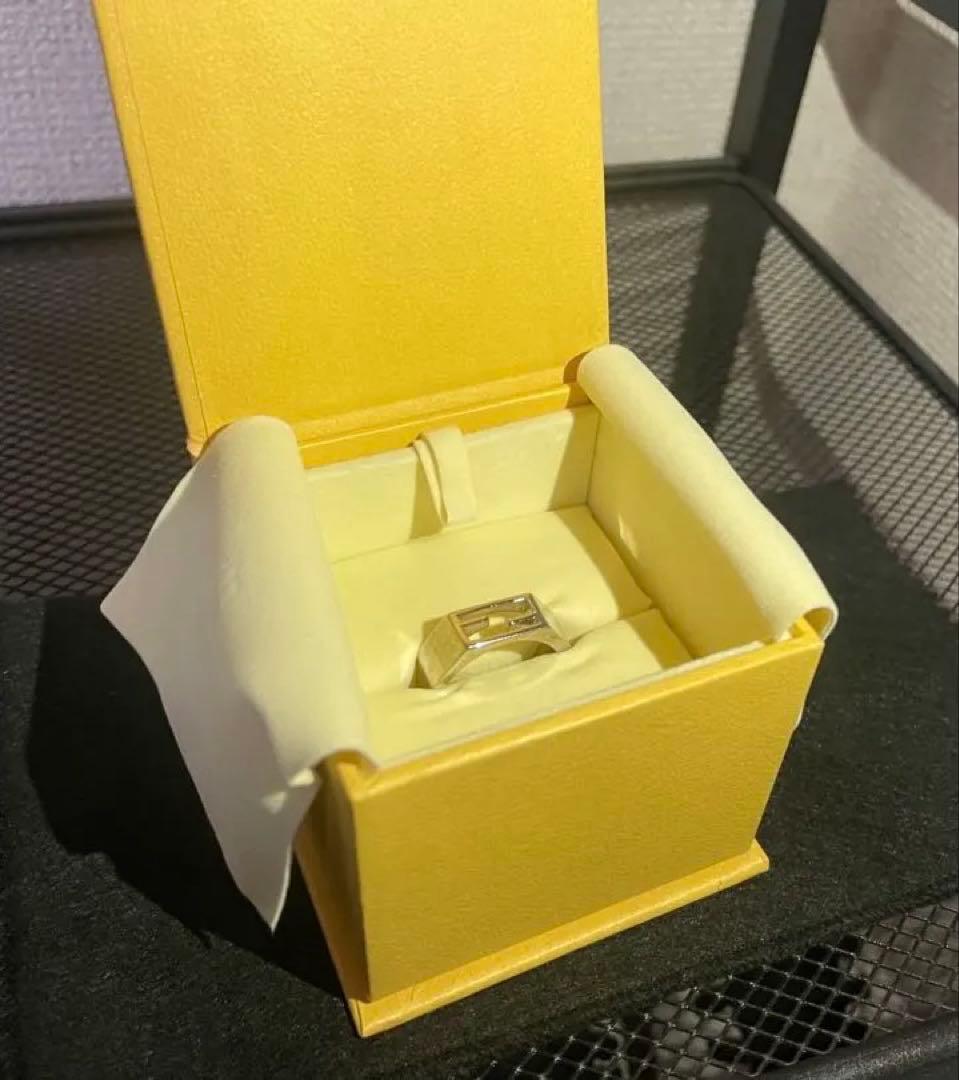 FENDI バゲットリング