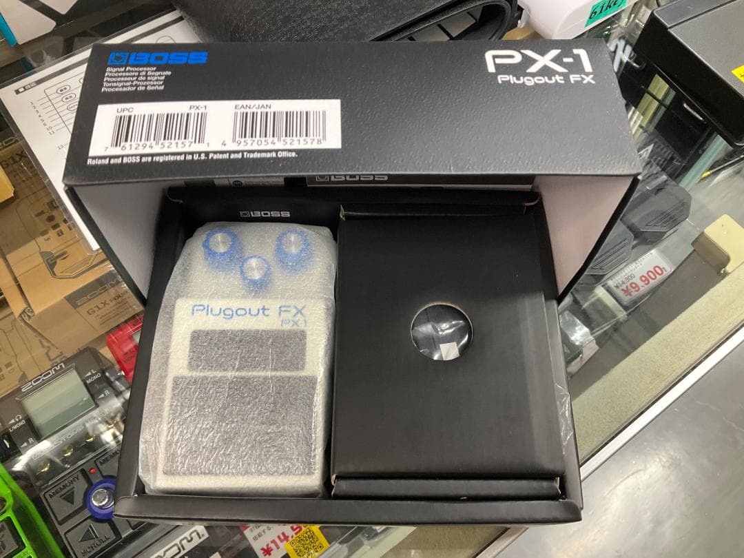 BOSS PX-1 Plugout FX ボス PX1 BOSS／PX-1 PLUGOUT FX〜16種類のレジェンド・ペダルをデジタル技術で