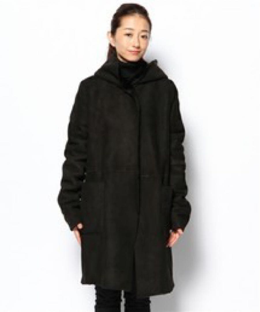 トゥモローランドunknown リアルムートンコートブラック