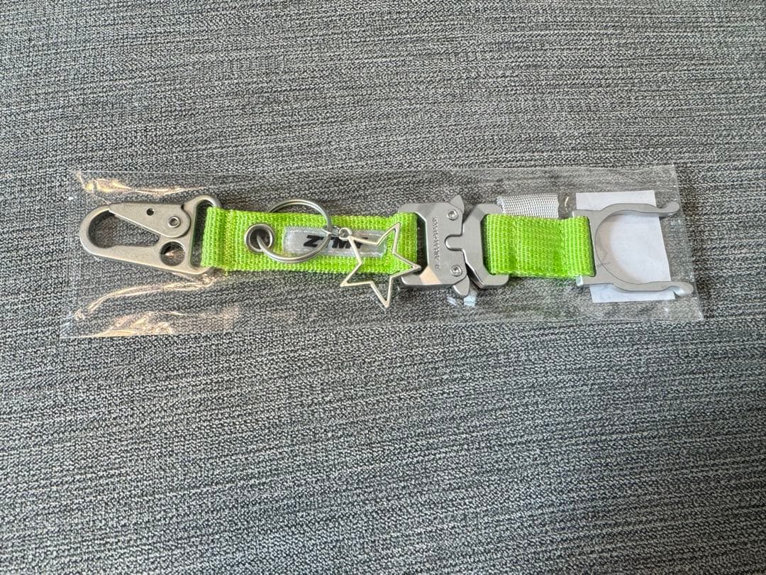 ずっと真夜中でいいのに。/ずとまよ ペットボトルホルダー - メルカリ