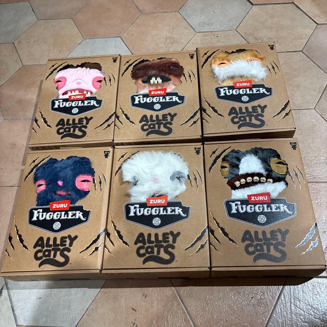 みわ 猫ちゃん6体ケアベア4体パワーパフガールズ4体他の4体キーリング１個