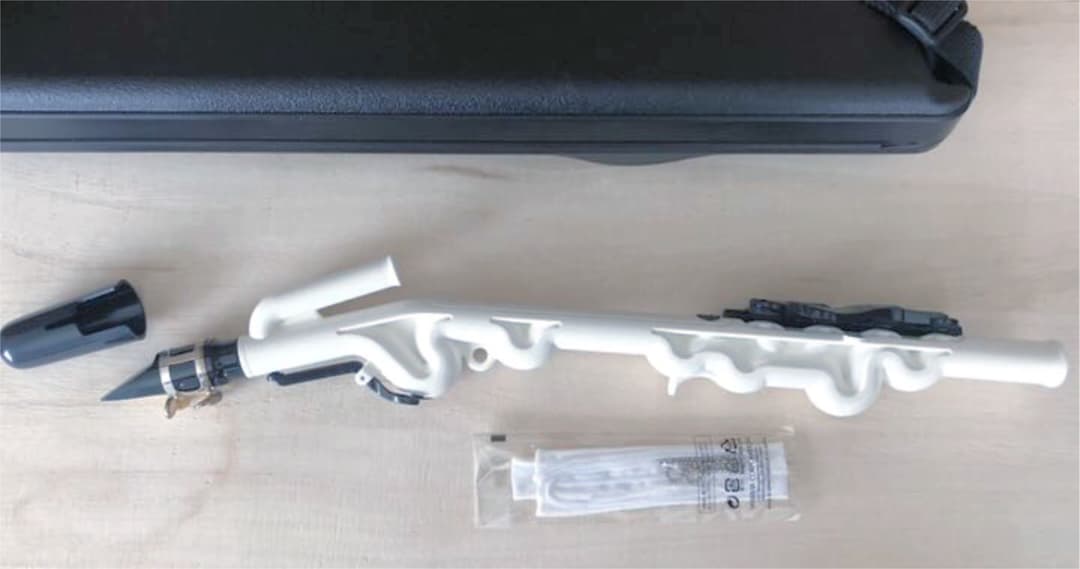 ヴェノーバ　YVS-100