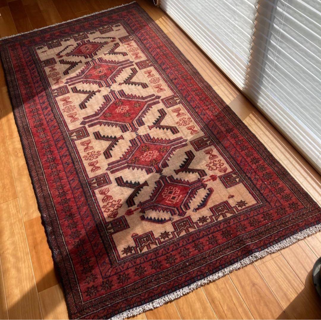 お洒落なヴィンテージラグ★トライバルラグ　バルーチ