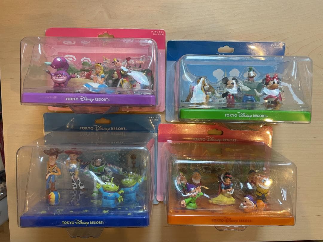 ディズニー　ミッキー　ミニー　フィギュアリン　21点 ディズニー ミッキー ミニー フィギュアリン フィギュア 東京