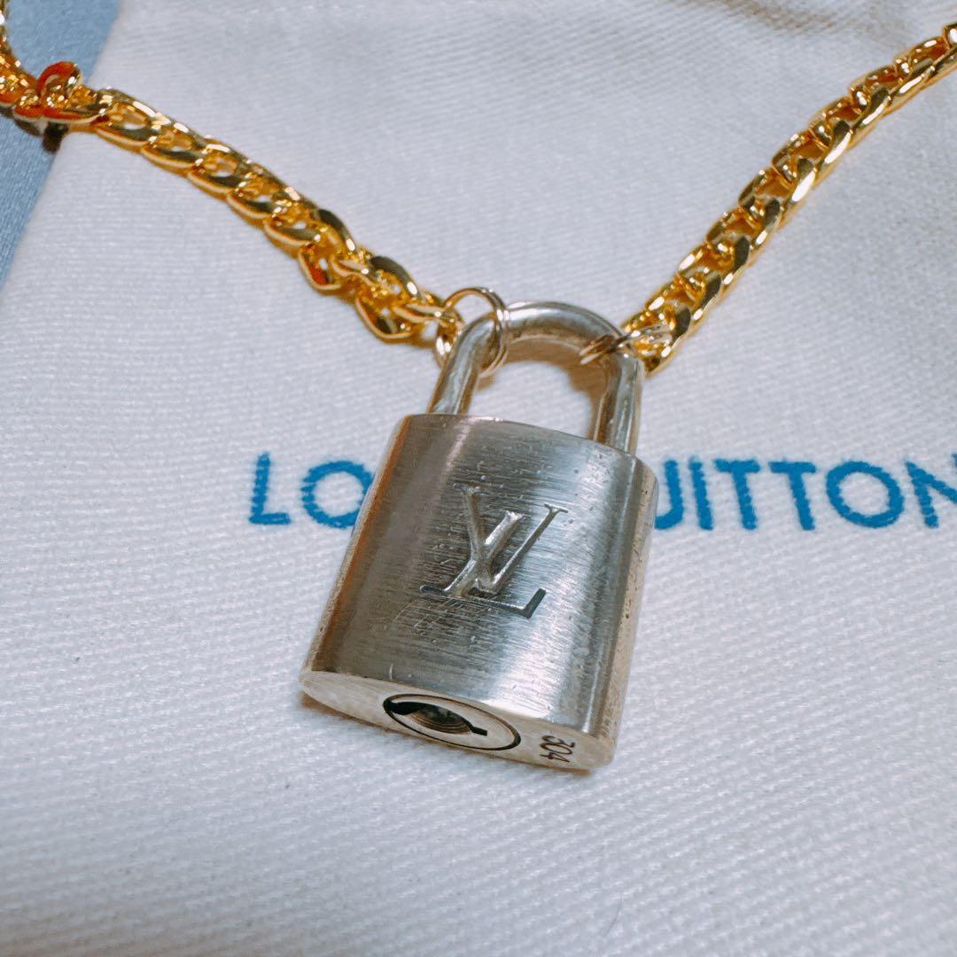 ルイヴィトン ネックレス パドロック カデナ チェーン付き 南京錠