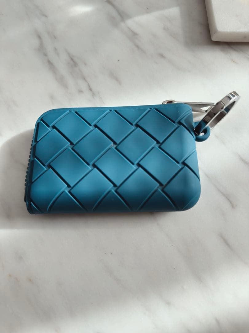 Bottega Veneta イントレチャート ケース