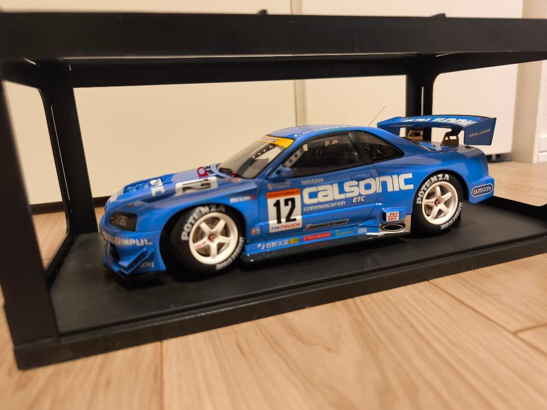オートアート1/18 JGTC 2002 カルソニック スカイライン