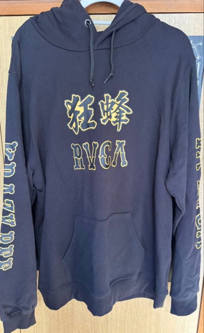 KRAZY BEE パーカー　ルーカ　rvca XL 美品　山本　KID レア
