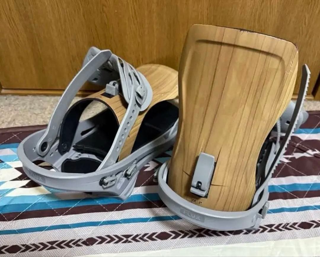 FLUX スノーボードビンディングXF 23-24