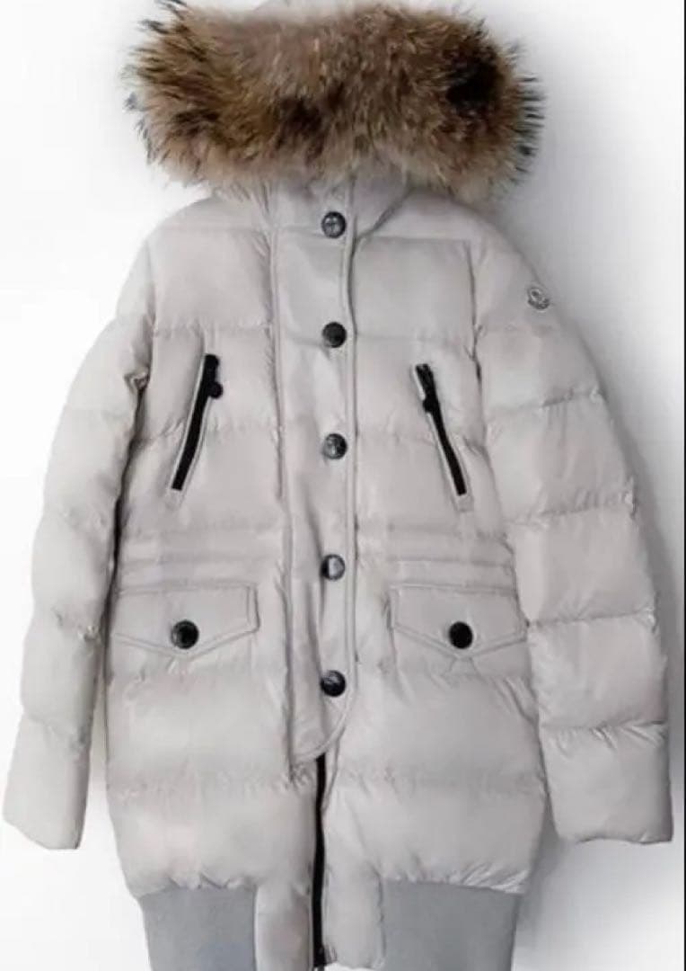 とらこ　MONCLER LOIRE（ロワール）GIUBBOTTO モンクレール MONCLER LOIRE GIUBBOTTO JACKET ロワール ダウンコート