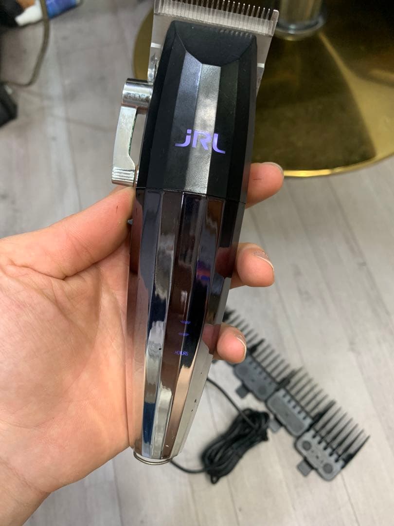 JRL ワイヤレスバリカン ブラック・シルバーJRLは最先端のデザインと