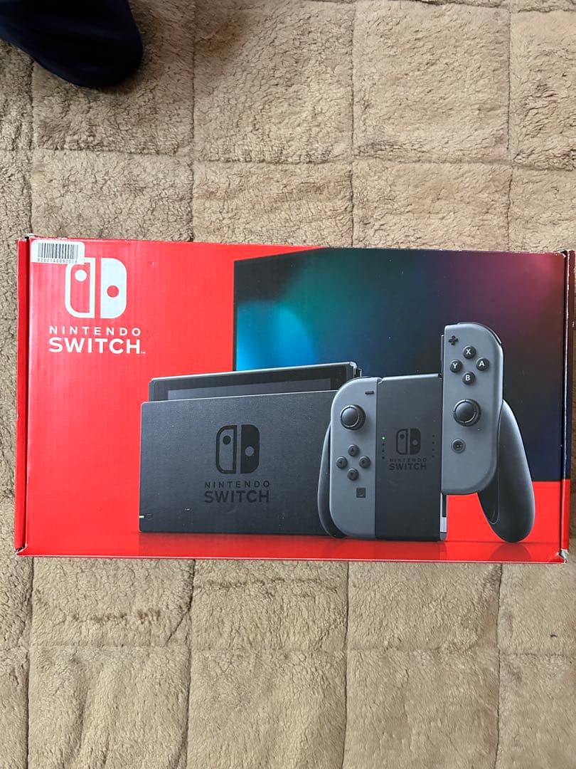 Nintendo Switch 本体 + Joy-Con + ドック