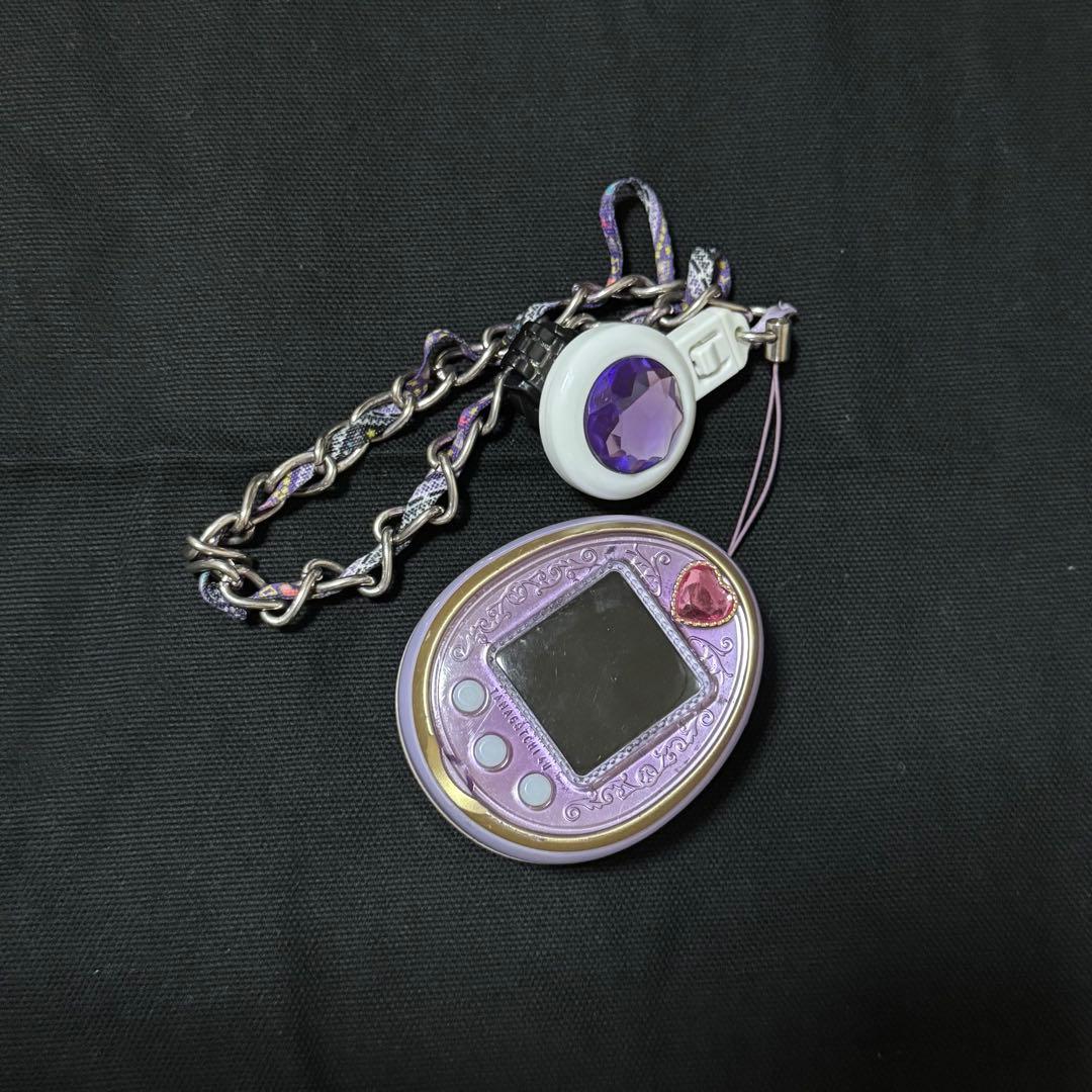 たまごっち 4U パープル anniversary ver. Deep Discolouration Scratch Tamagotchi 4U Anniversary Royal Purple