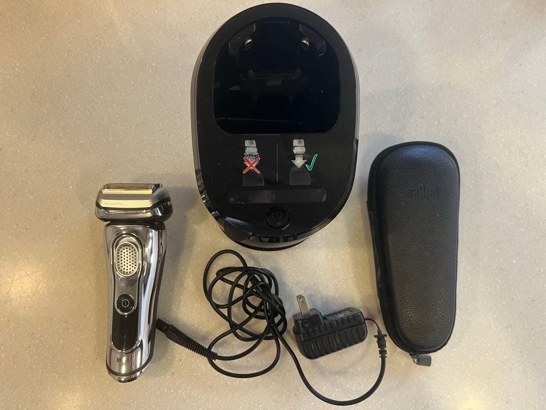 ブラウン シリーズ9 9295CC【替刃交換後／アルコール洗浄済】