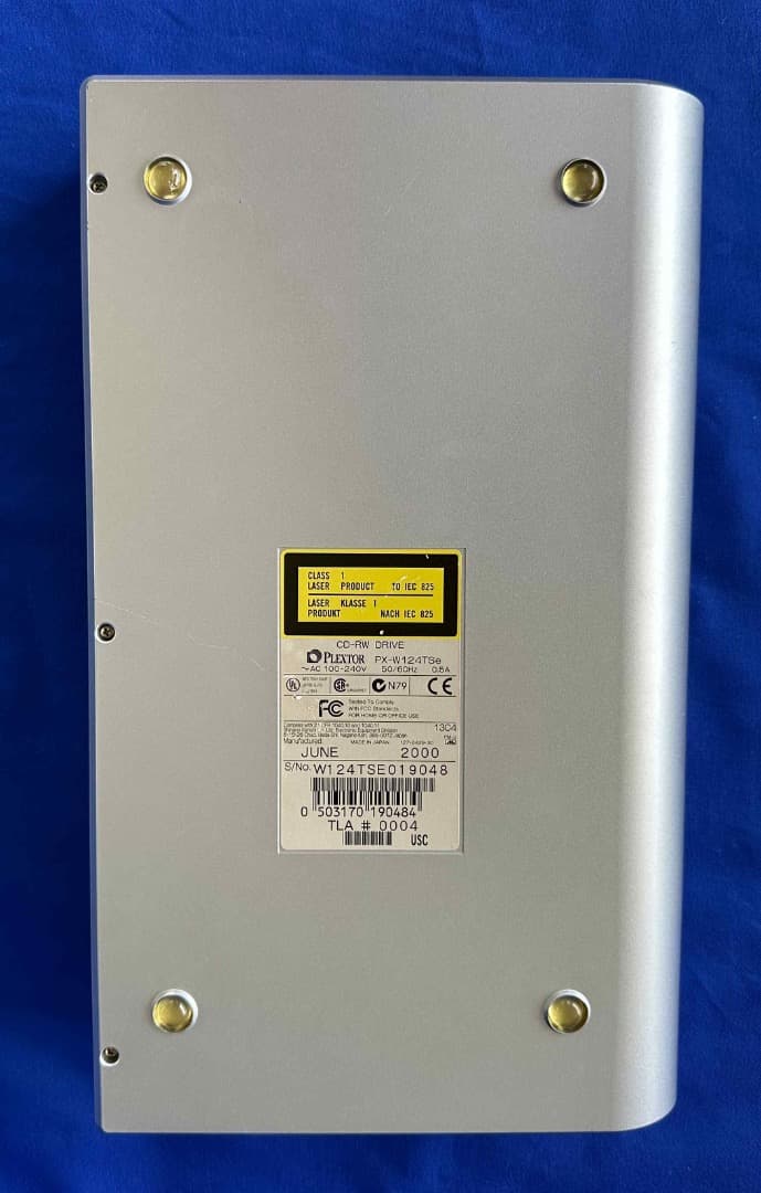 Plextor PX-W124TSe 外付けSCSI CD-RWドライブ - メルカリ