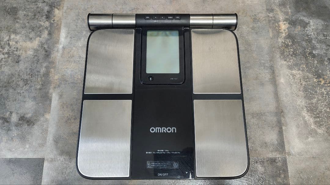 OMRON KRD-703T デジタル体重計