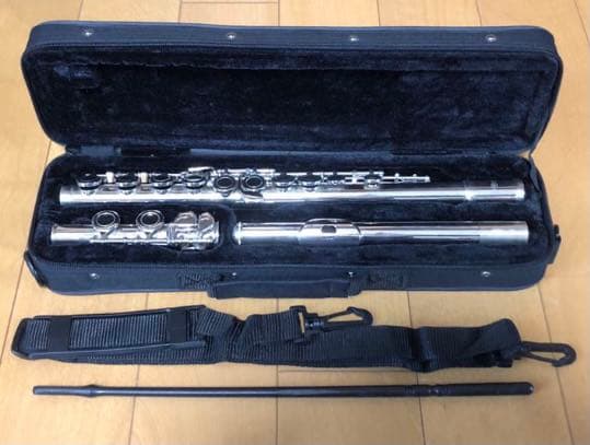 フルート Kaerntner　ケルントナー 掃除棒付き Amazon | Kaerntner ケルントナー ピッコロ KPC-320 (セミハードケース