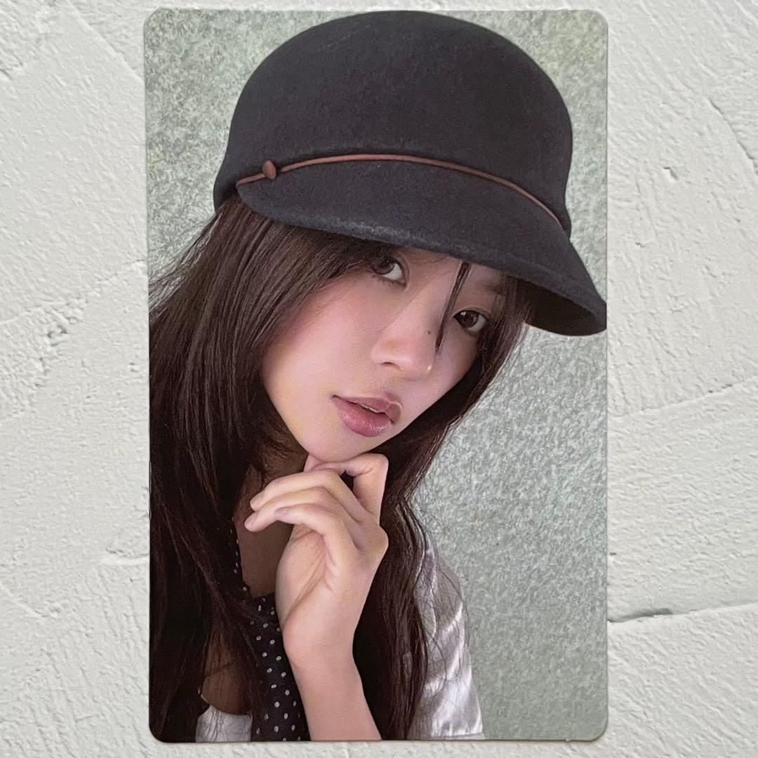 ILLIT モカ bomb target トレカ