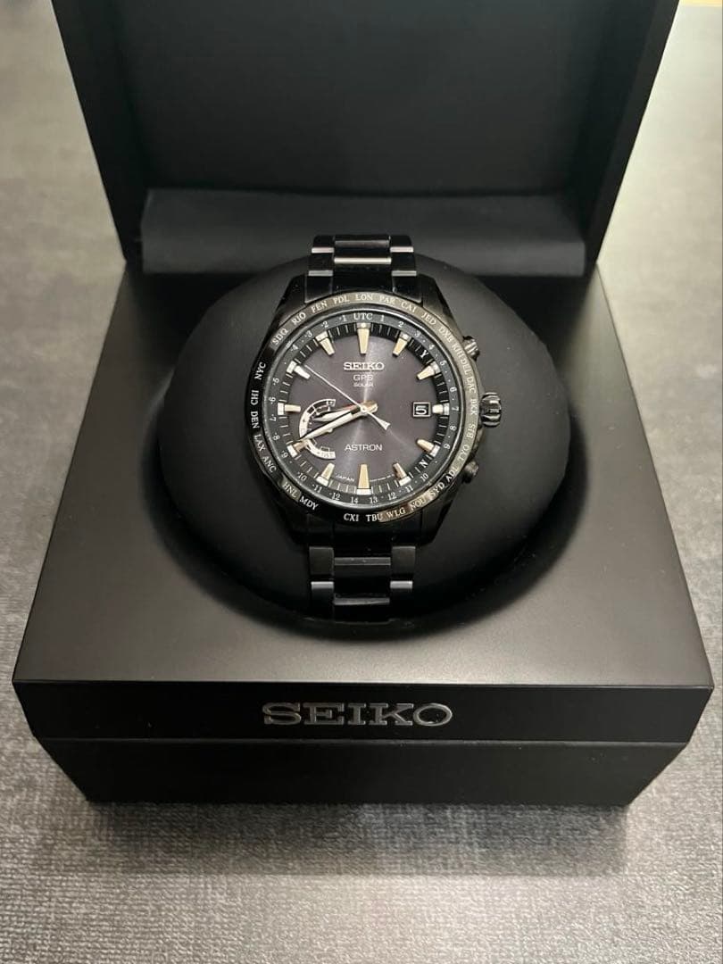 k*a様 腕時計 SEIKO ASTRON ブラック