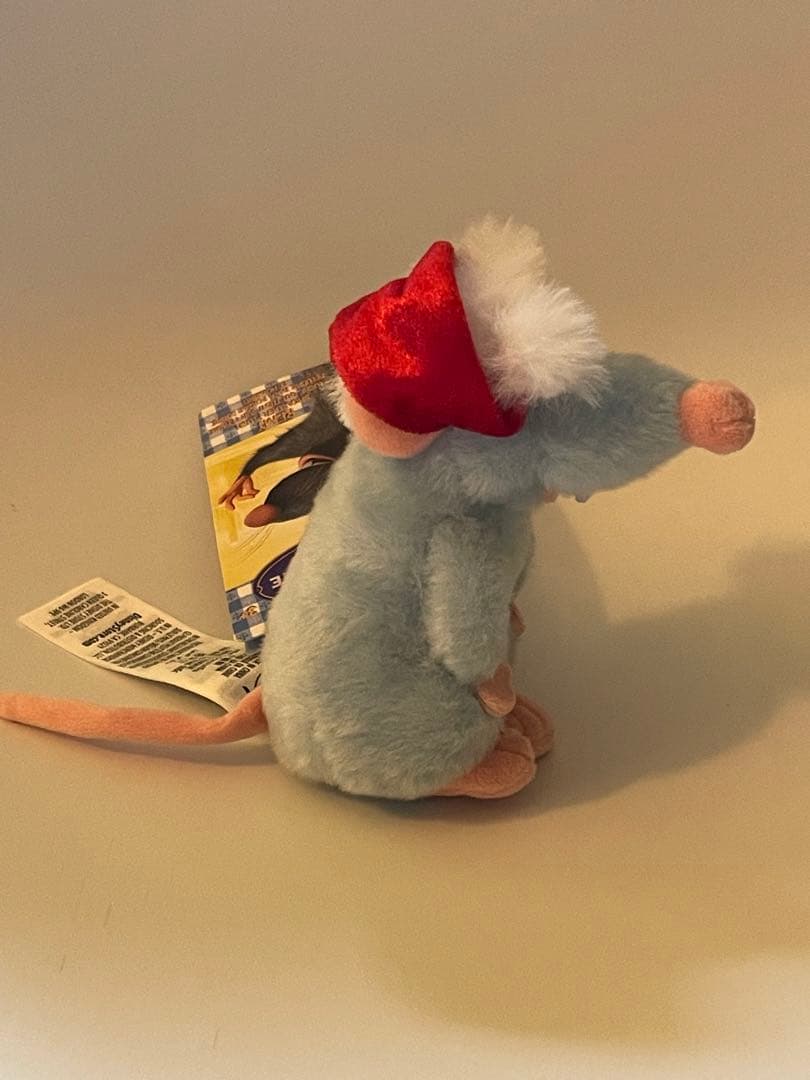 パリディズニー クリスマス限定】レミー サンタ帽 肩のせ ぬいぐるみ