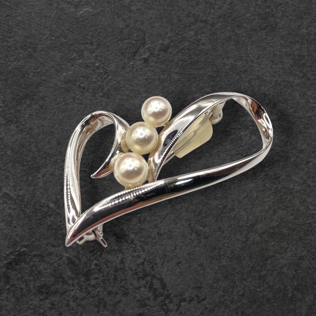 ミキモト アコヤ真珠 ハートブローチ シルバー 3珠 352 楽天市場】ミキモト ブローチ MIKIMOTO リーフ 真珠 3.5~6.4mm パール