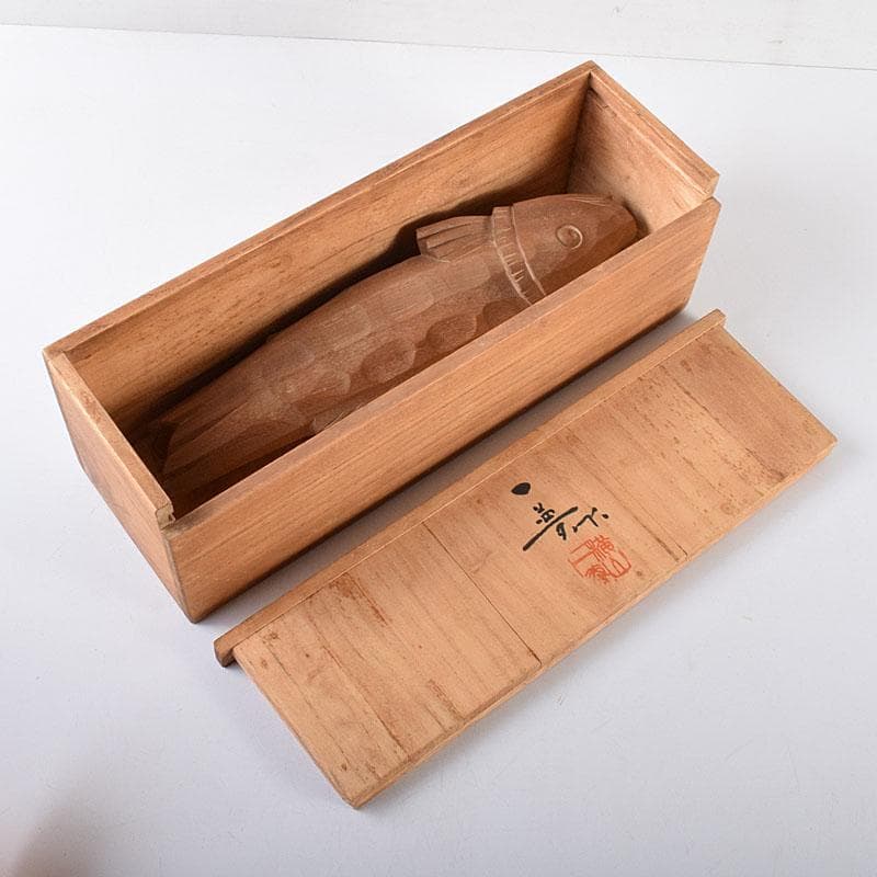 井波彫刻 人間国宝 横山一夢作 木彫 鯉 共箱 C 8156 - メルカリ