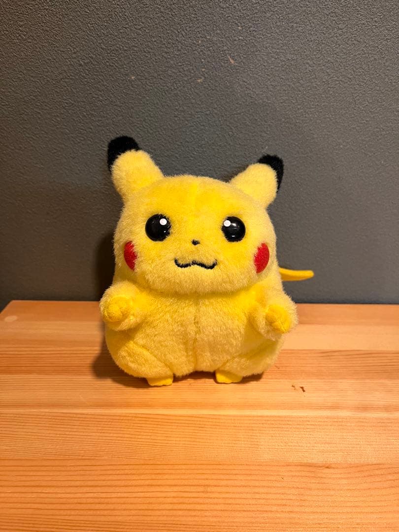 ピカチュウ ぬいぐるみ　TOMY 当時物　訳あり