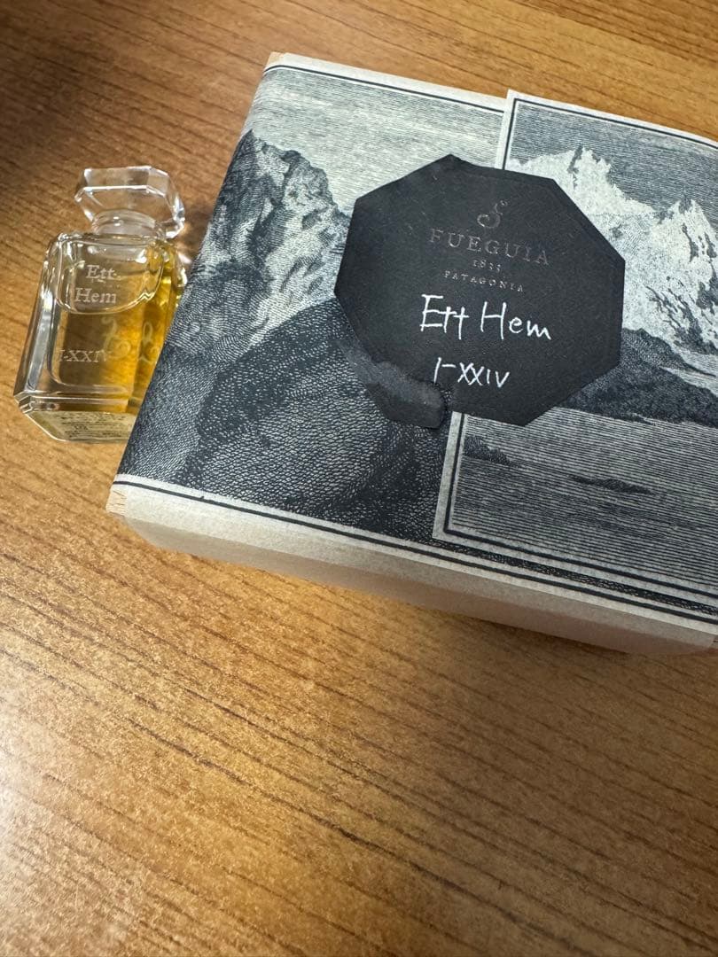 フエギア 1833 エットヘム　プーラエッセンシア8mL