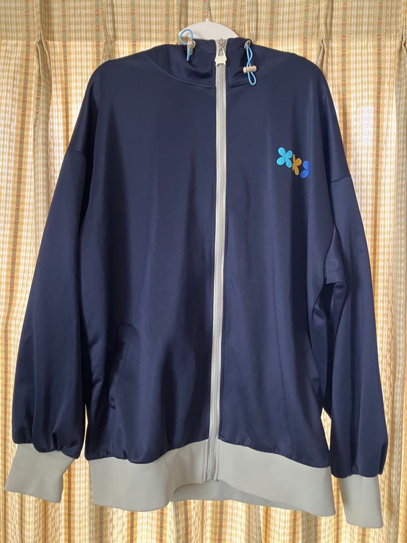 ホロライブ 白上フブキ 誕生日記念2023 フブキの部屋着ジャージ - メルカリ