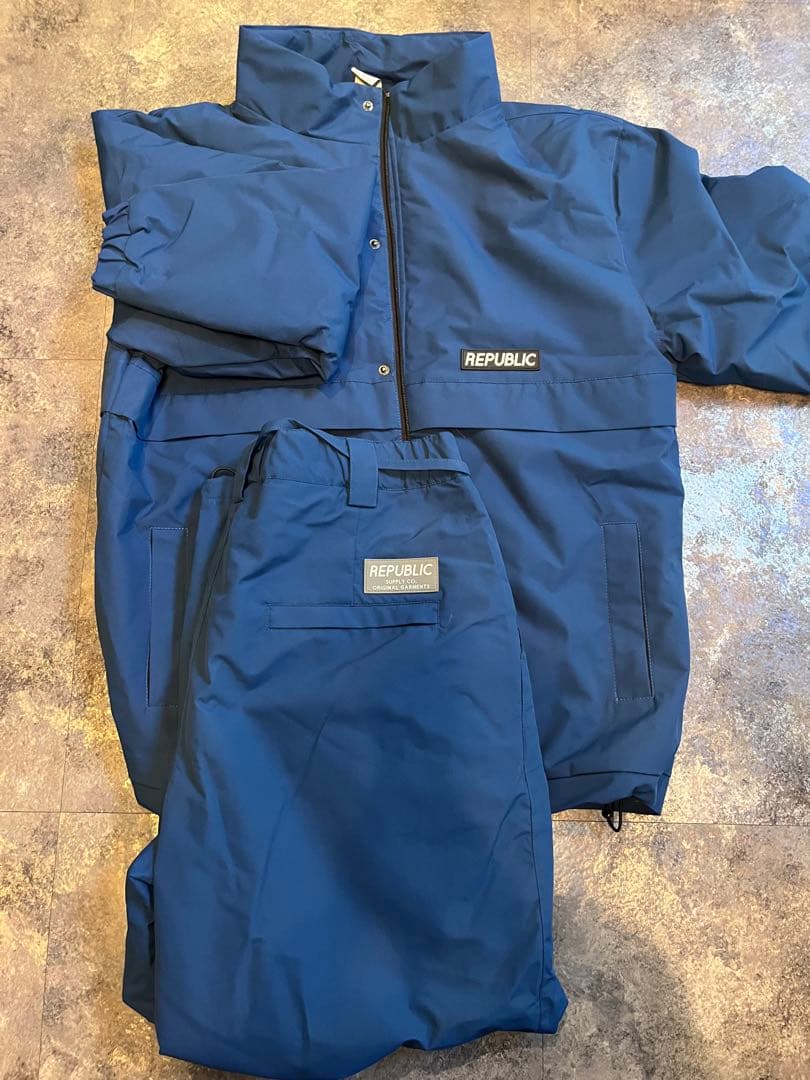 REPUBLIC リパブリック　 上下セット　セットアップ　スノーボードウェア
