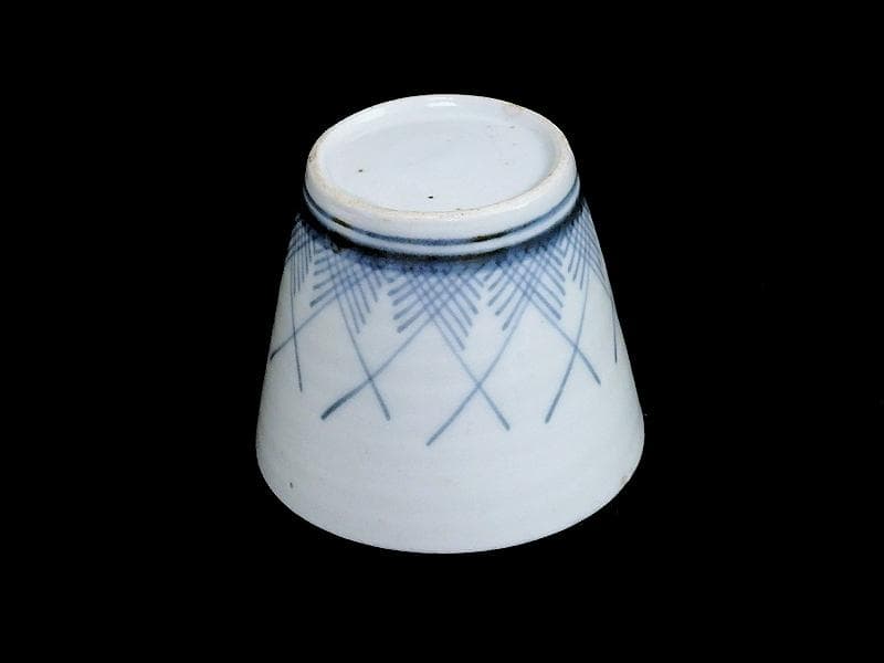 古伊万里 染付 桧垣草紋の図 蕎麦猪口 080AS-CBj - メルカリ