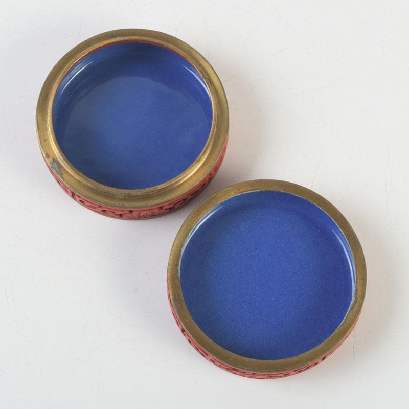 中国 剔紅 堆朱 内七宝 花文 香合 C 9840 - メルカリ