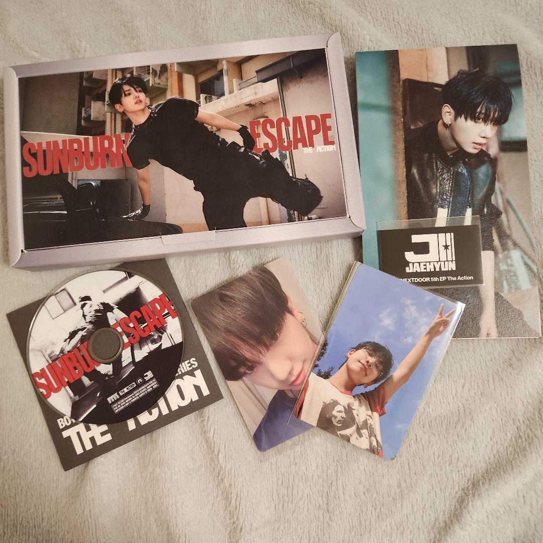 ジェヒョン】THE Action ユニバ特典トレカ、ステッカー付き - メルカリ