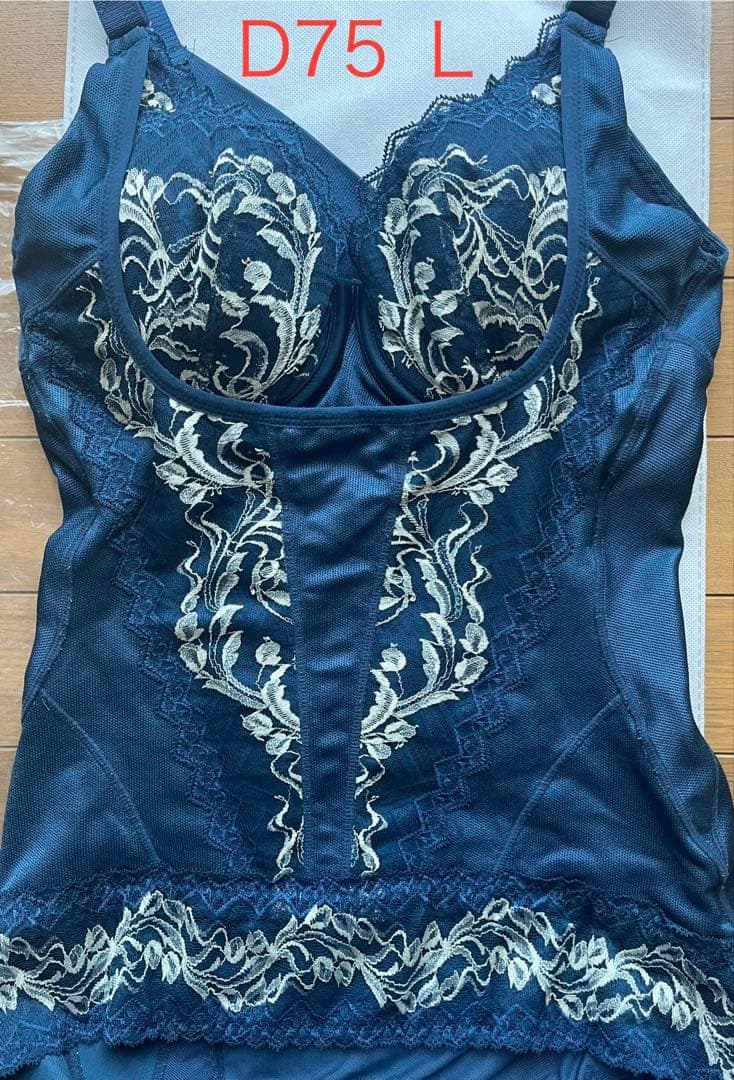 blu33マルコ　リベルディーニュ　ボディーシェイパーD75 L ネイビー