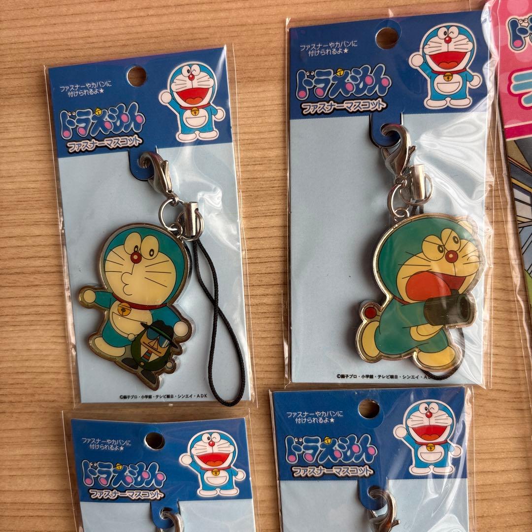 ドラえもん ラバーストラップファスナーマスコット リールキーホルダー