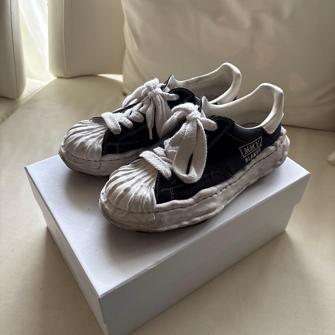 ミハラヤスヒロMaison MIHARA YASUHIRO BLAKEY