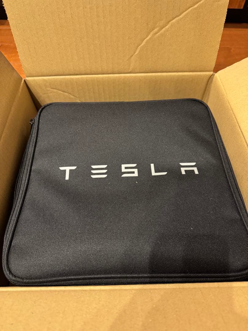 【新品未使用】テスラTESLA モバイルコネクター