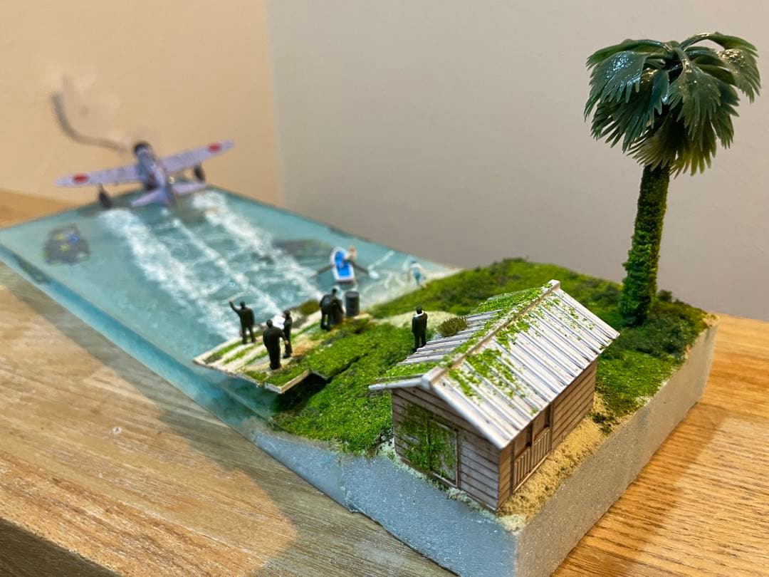 基地から飛び立つ二式戦闘機 レジン ジオラマ - メルカリ