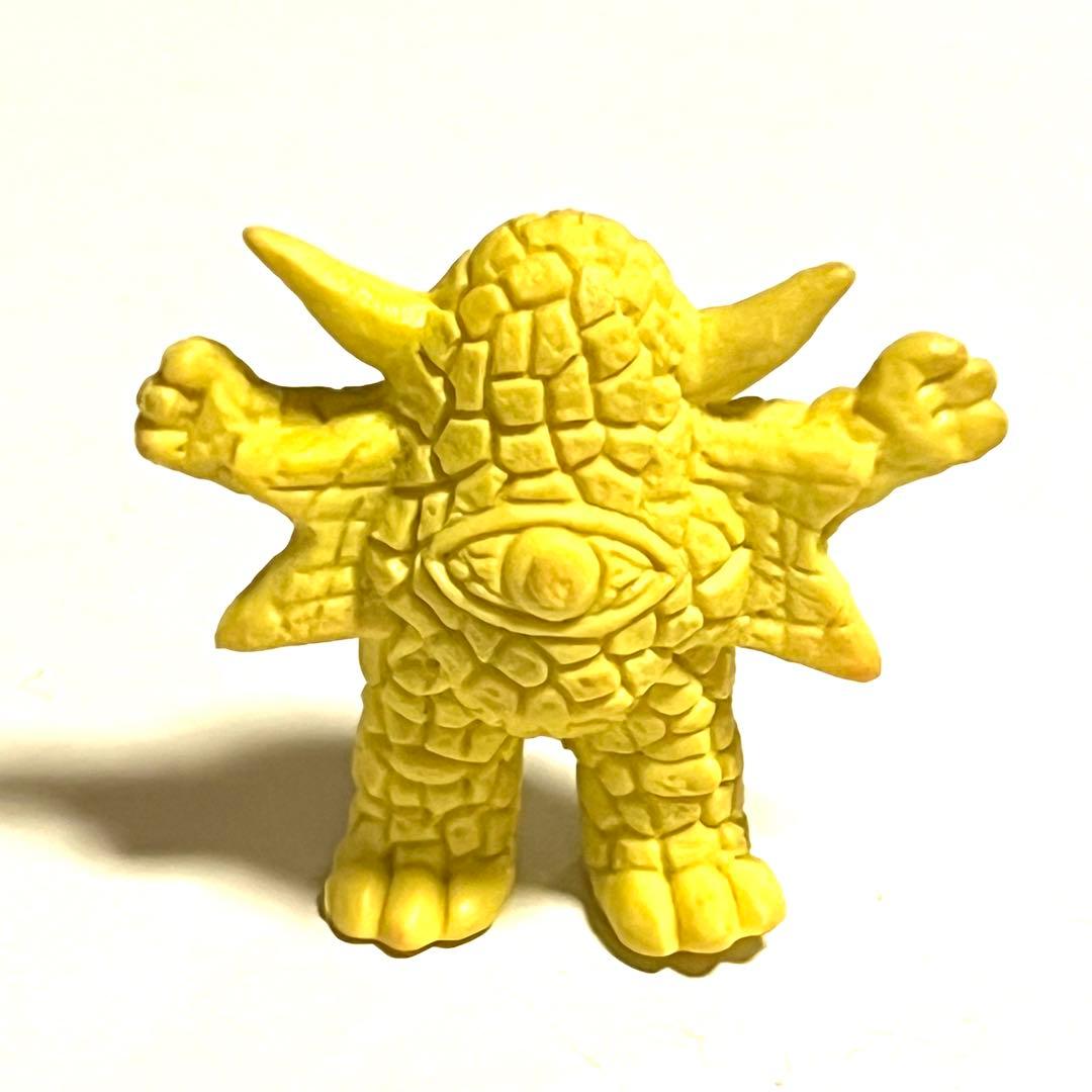 □当時物・レトロ□ウルトラマン・怪獣消しゴム 30・アクマニア・円谷