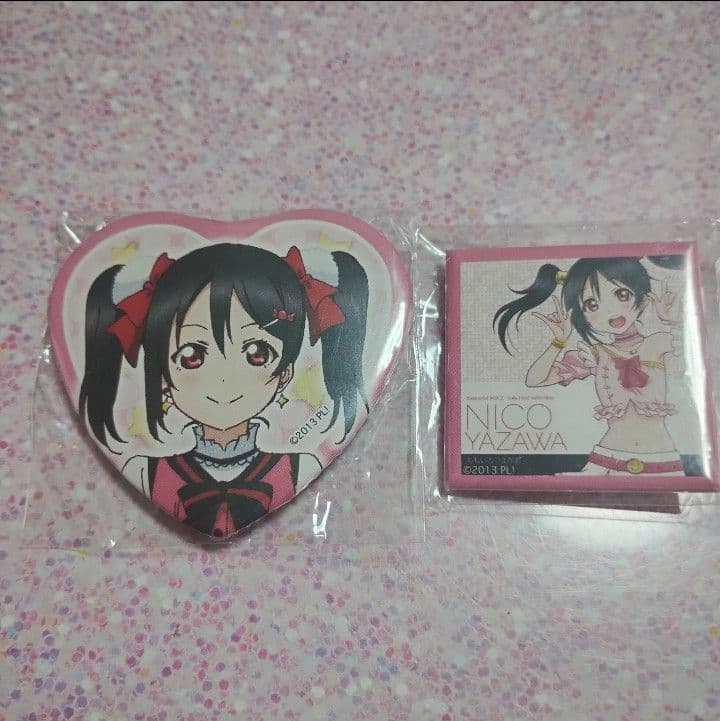 ラブライブ　μ's　矢澤にこ　5th　ガチャ　ハート型缶バッジ Anique Shop JAPAN