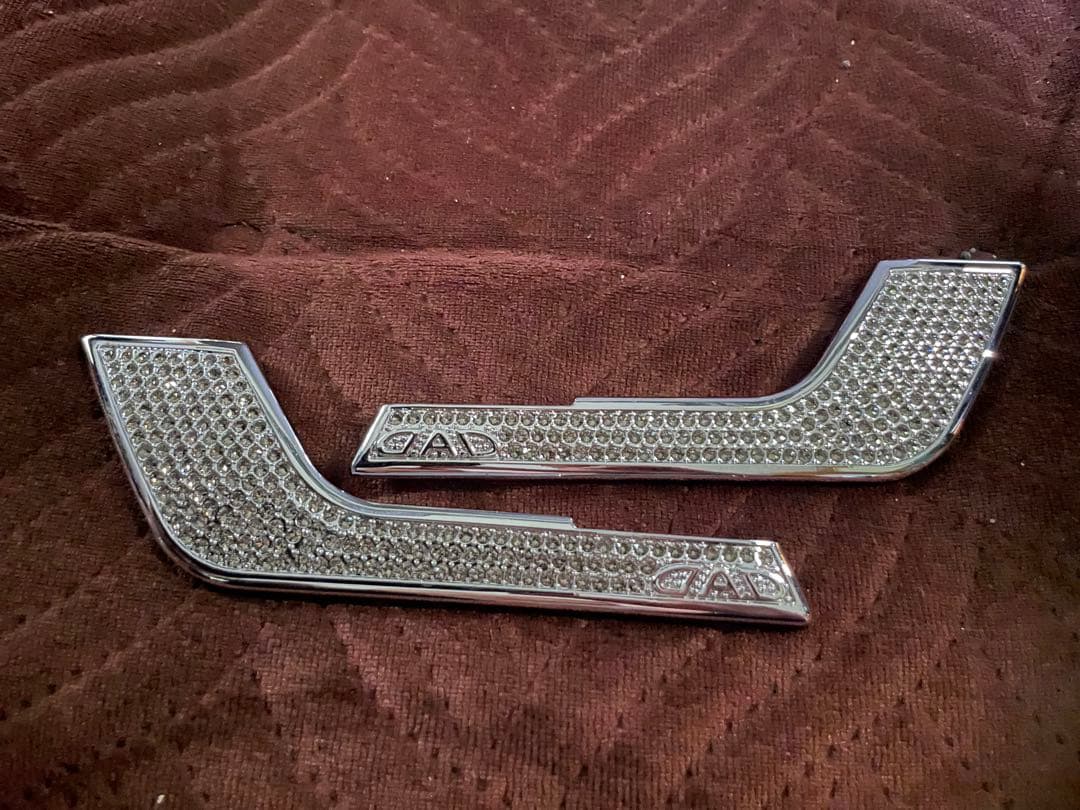 やぽんD.A.D インナーハンドルクリスタル装飾 メタルエンブレム 2個