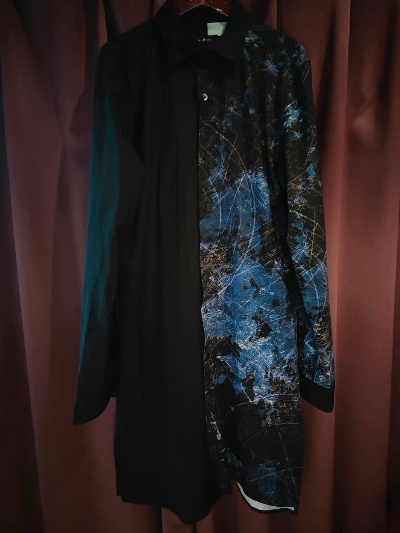 美品 CIVARIZE バイカラープリントシャツ CIVARIZE』モノトーンバイカラープリントシャツ - メルカリ