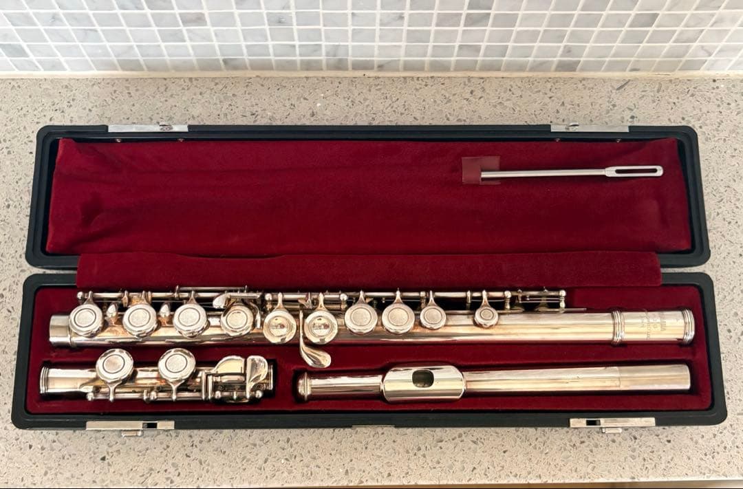 YAMAHAフルート　YFL211S