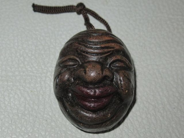 ◆希少 1950年頃（昭和25年）！落款あり 狂言面・神楽面 陶器製 根付け