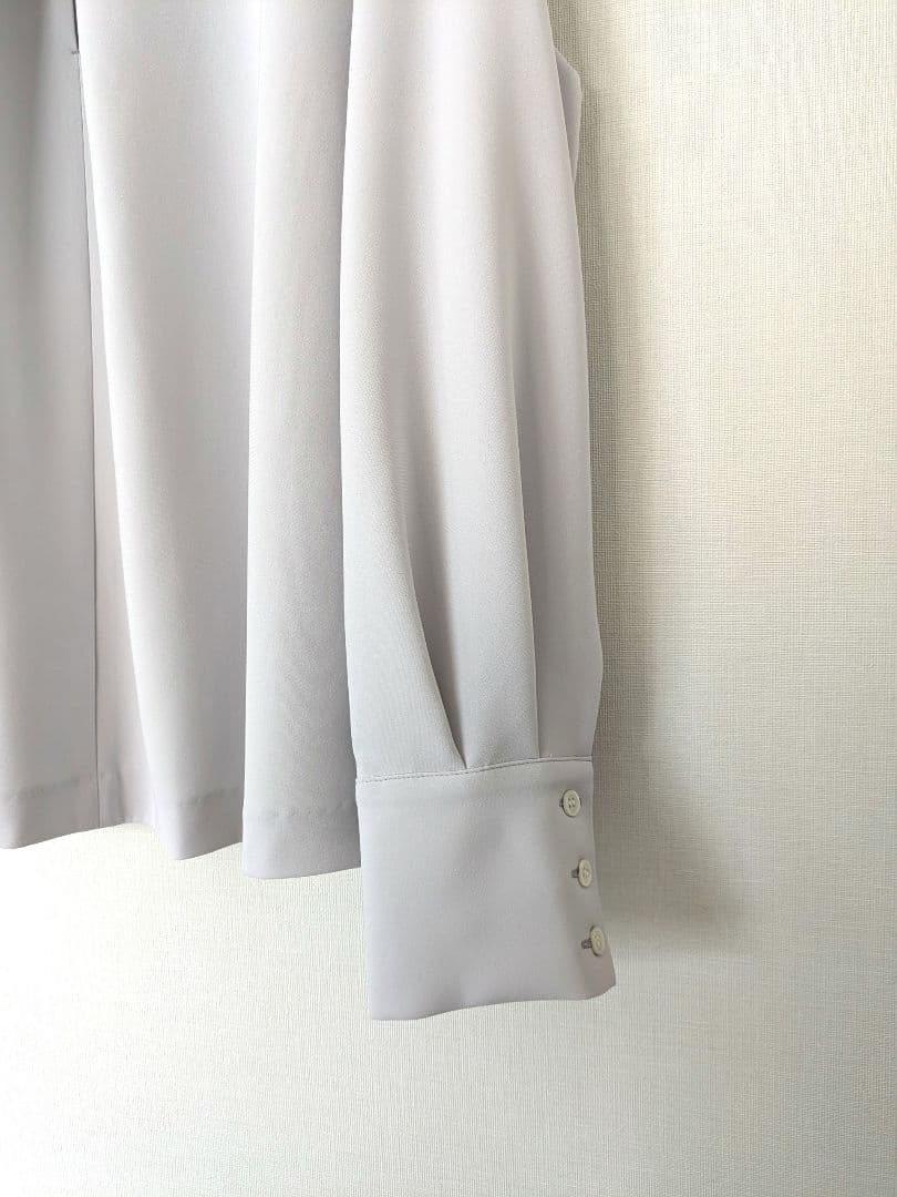 25SS新作*定価3.5万 Luve Walli 🎌 Blouse アイスグレー38