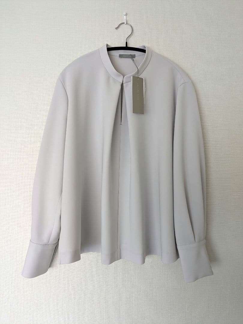 25SS新作*定価3.5万 Luve Walli 🎌 Blouse アイスグレー38